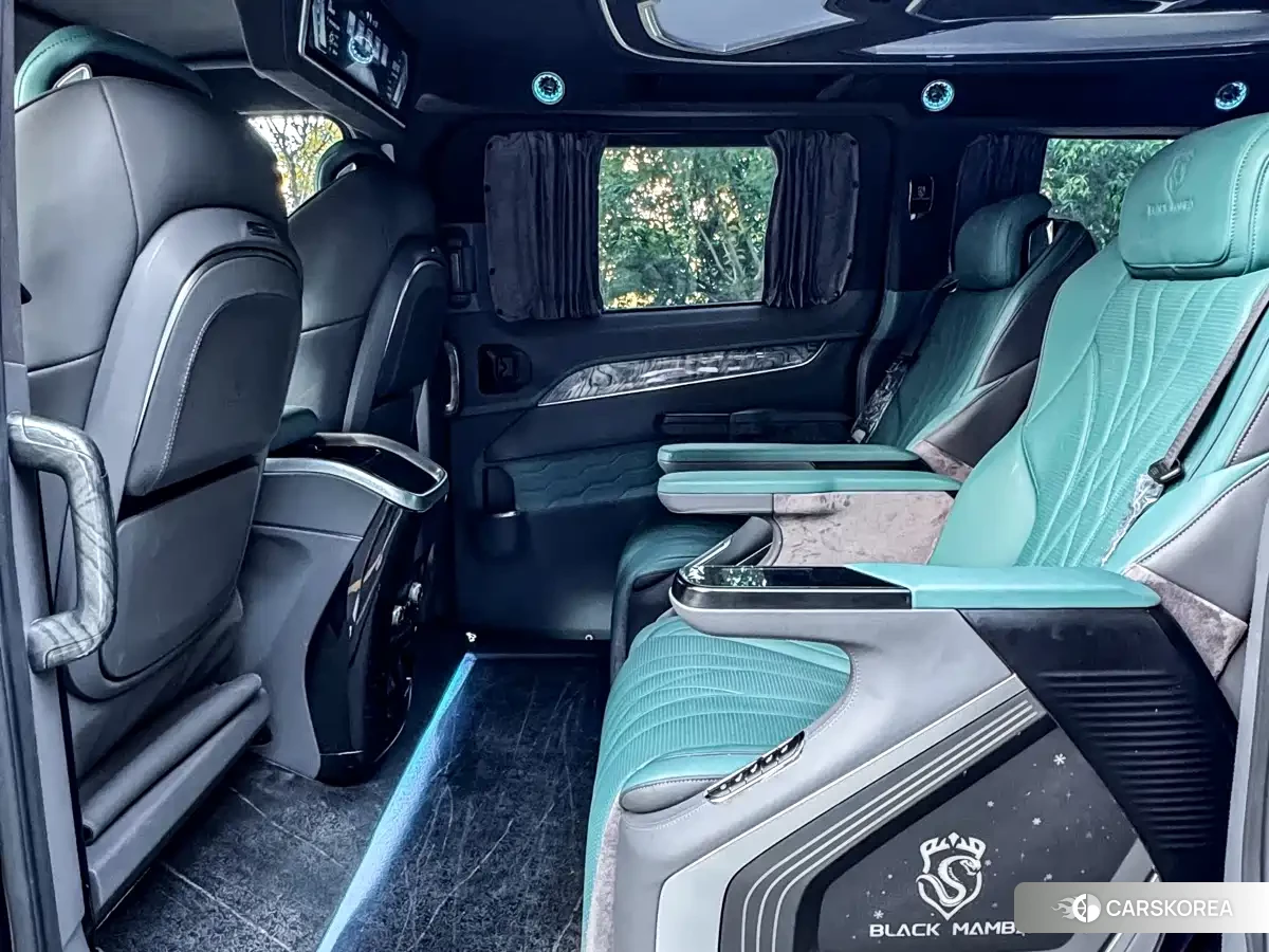 Ford Tourneo 2026 Черный из Китая, фото 4