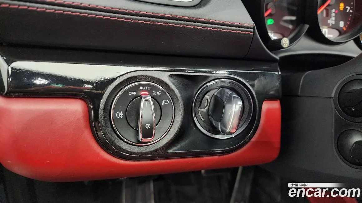 Porsche 718 Boxster 2018 Зеленый из Кореи, фото 4