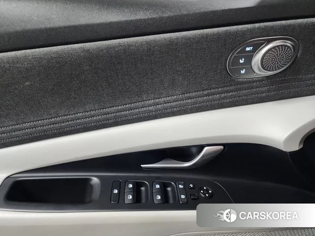 Hyundai Avante (CN7) 2021 Серебристо-серый из Кореи, фото 4