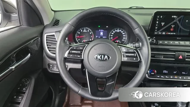 Kia Seltos 2019 Белый из Кореи, фото 4