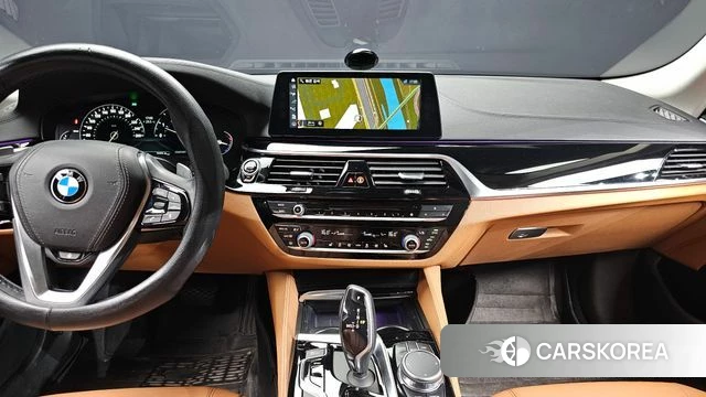 BMW 5 Series (G30) 2018 Серый из Кореи, фото 4