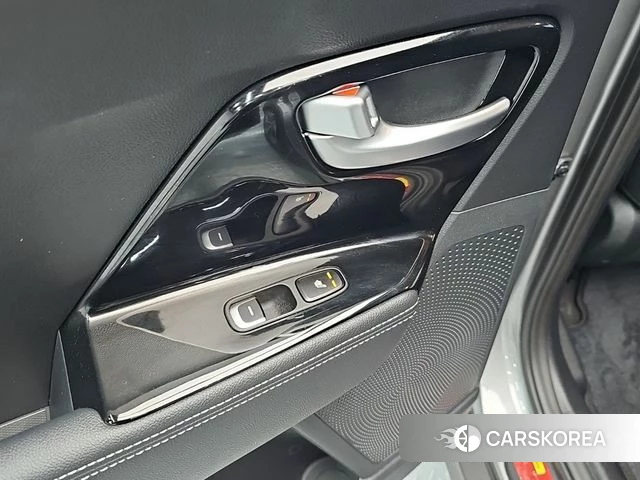 Kia Niro EV 2021 Серебристо-серый из Кореи, фото 4
