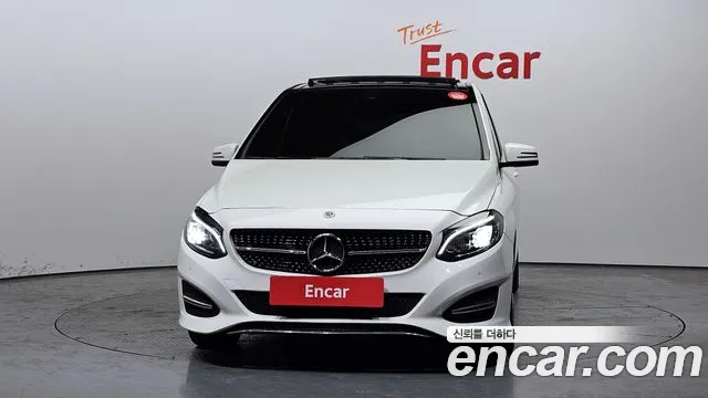 Mercedes-Benz B-Class W246 2018 Белый из Кореи, фото 4
