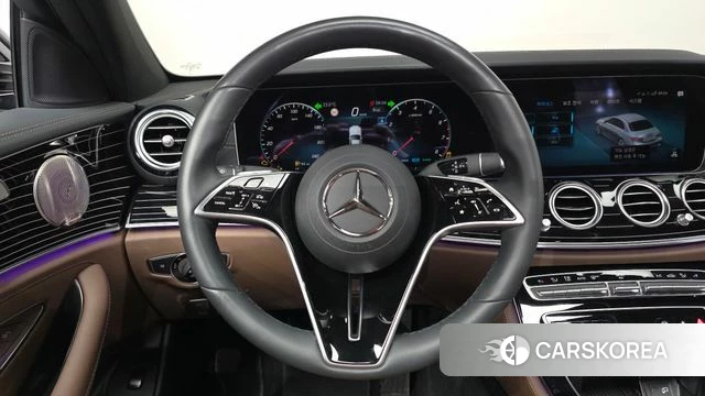 Mercedes-Benz E-Class W213 2023 Черный из Кореи, фото 4