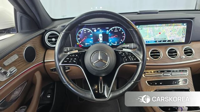 Mercedes-Benz E-Class W213 2022 Белый из Кореи, фото 4