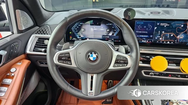 BMW X7 (G07) 2024 Черный из Кореи, фото 4