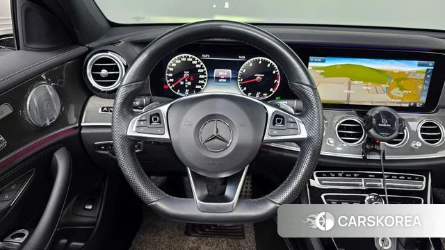 Mercedes-Benz E-Class W213 2018 Белый из Кореи, фото 4