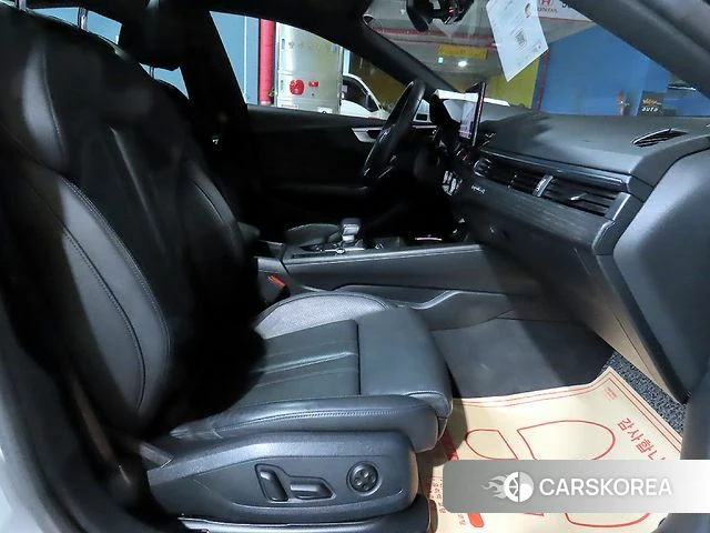 Audi A5 (F5) 2023 Белый из Кореи, фото 4