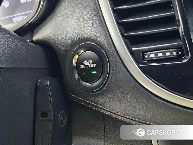 Chevrolet (GM Daewoo) The New Trax 2018 Красный из Кореи, фото 4
