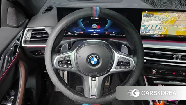 BMW 4 Series (G22) 2023 Светло-серебряный цвет из Кореи, фото 4
