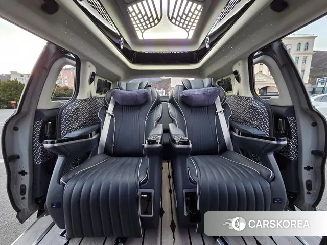 Kia The New Carnival 4th Generation 2024 Серебристо-серый из Кореи, фото 4