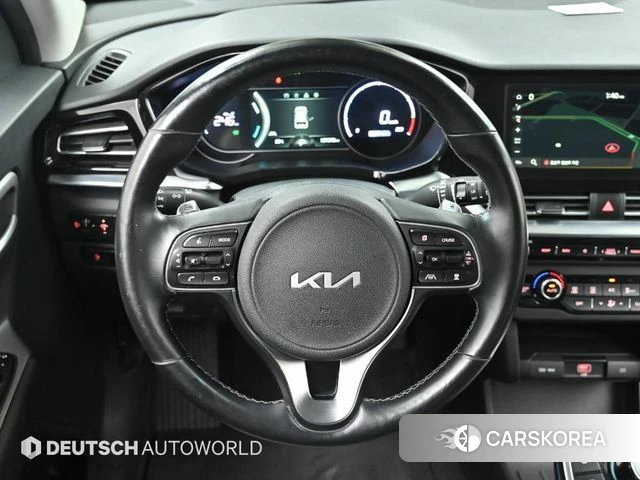 Kia Niro Plus 2022 Белый из Кореи, фото 4