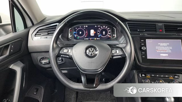 Volkswagen Tiguan Allspace 2020 Белый из Кореи, фото 4