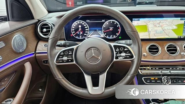 Mercedes-Benz E-Class W213 2020 Белый из Кореи, фото 4