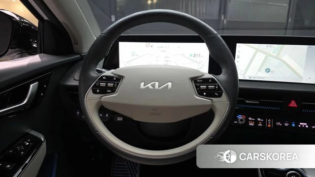 Kia EV6 2023 Белый из Кореи, фото 4