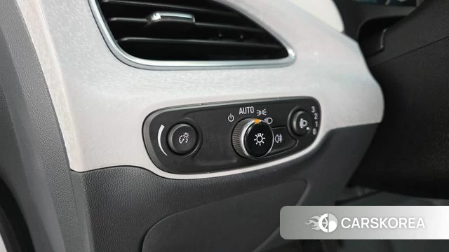 Chevrolet (GM Daewoo) Bolt EV 2018 Белый из Кореи, фото 4