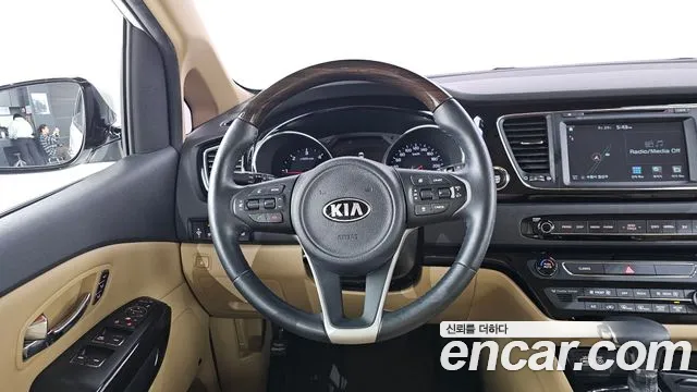 Kia The New Carnival id 2658858 из Кореи 4