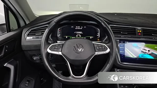 Volkswagen Tiguan second Generation 2023 Белый из Кореи, фото 4