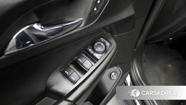 Chevrolet (GM Daewoo) Trailblazer 2022 Черный из Кореи, фото 4