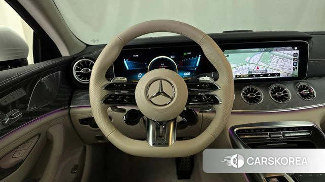 Mercedes-Benz AMG GT 2023 Белый из Кореи, фото 4