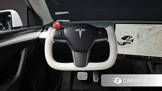 Tesla Model Y 2023 Белый из Кореи, фото 4