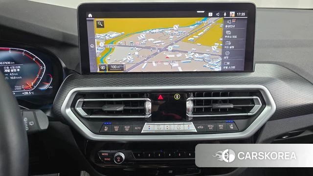 BMW X3 (G01) 2022 Черный из Кореи, фото 4