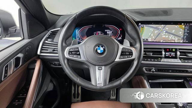 BMW X6 (G06) 2022 Серебристо-серый из Кореи, фото 4