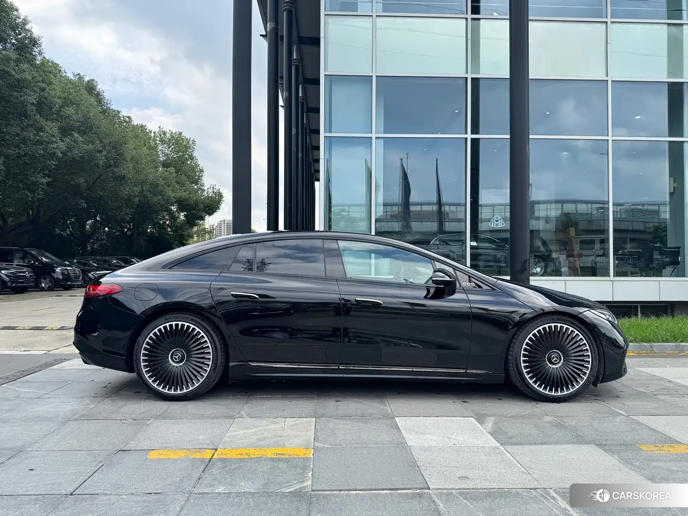 Mercedes-Benz EQS AMG 2026 Черный из Китая, фото 4
