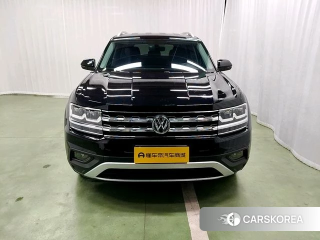 Volkswagen Tourang 2022 Черный из Китая, фото 4