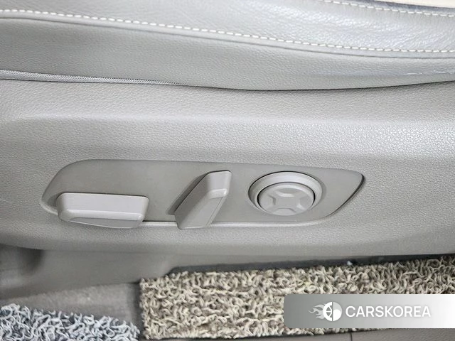 Kia Carnival 4th generation 2021 Белый из Кореи, фото 4