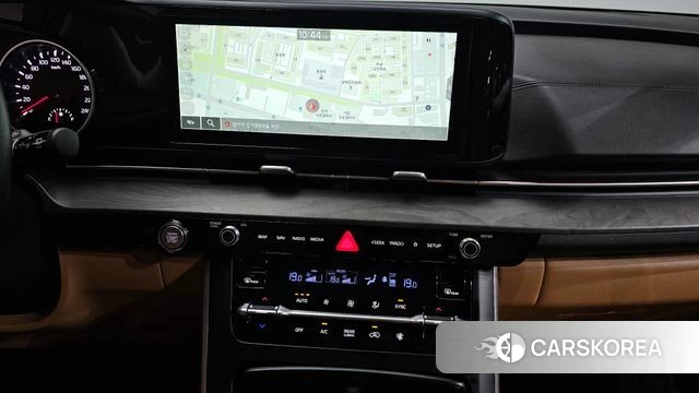 Kia Carnival 4th generation 2022 Белый из Кореи, фото 4