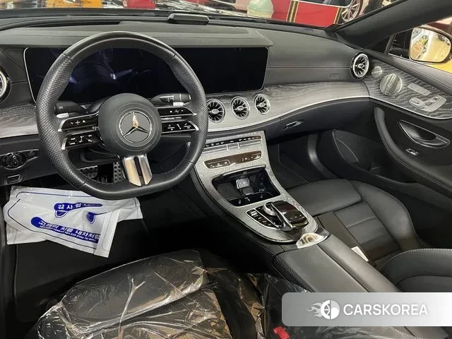 Mercedes-Benz E-Class W213 2023 Черный из Кореи, фото 4