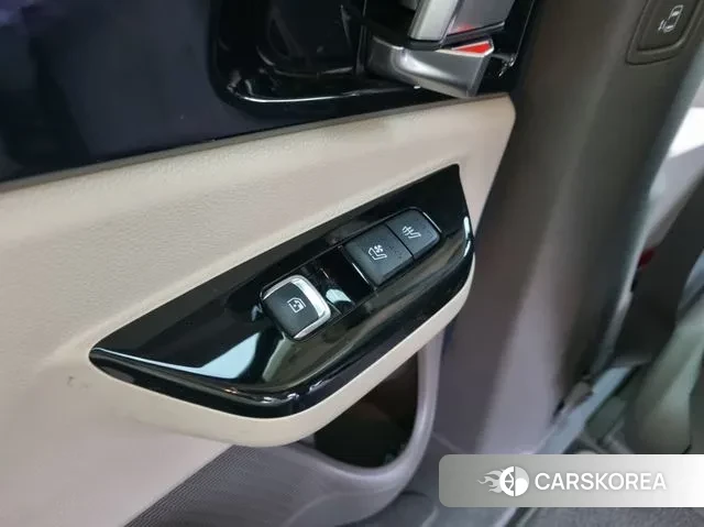 Kia Carnival 4th generation 2022 Черный из Кореи, фото 4