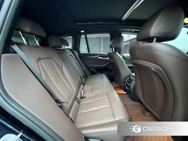 BMW X3 2022 Черный из Китая, фото 4