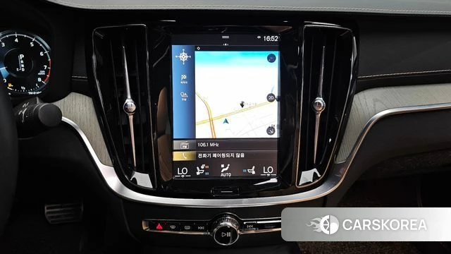 Volvo S60 3rd generation 2020 Белый из Кореи, фото 4