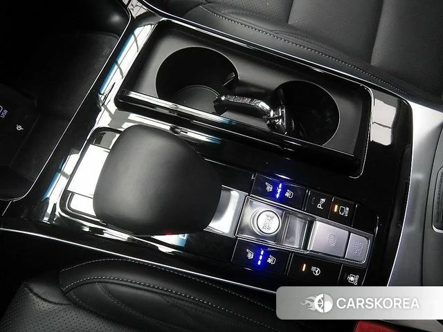 Kia K7 Premier 2021 Черный из Кореи, фото 4