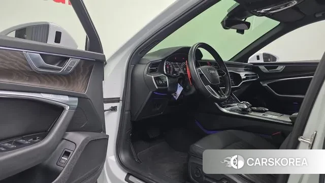 Audi A6 (C8) 2020 Белый из Кореи, фото 4