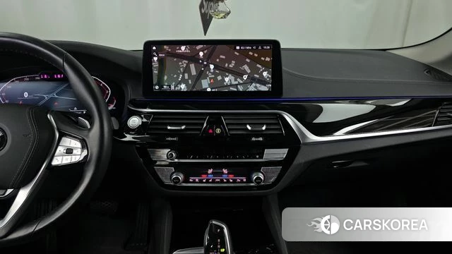 BMW 5 Series (G30) 2021 Серый из Кореи, фото 4