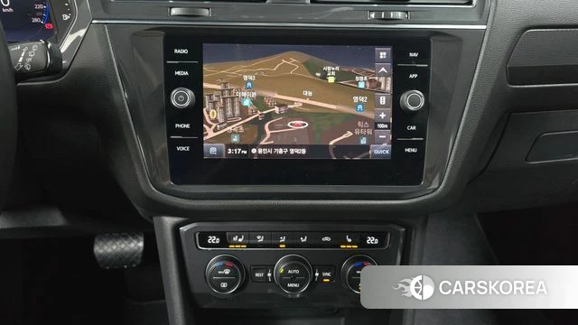 Volkswagen Tiguan Allspace 2020 Белый из Кореи, фото 4