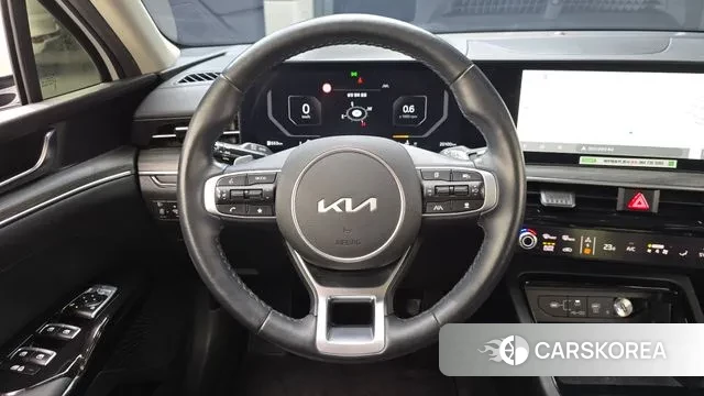 Kia The New K5 3rd generation 2024 Белый из Кореи, фото 4