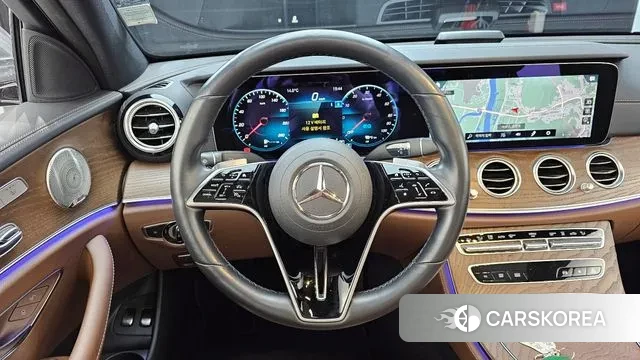 Mercedes-Benz E-Class W213 2021 Серый из Кореи, фото 4