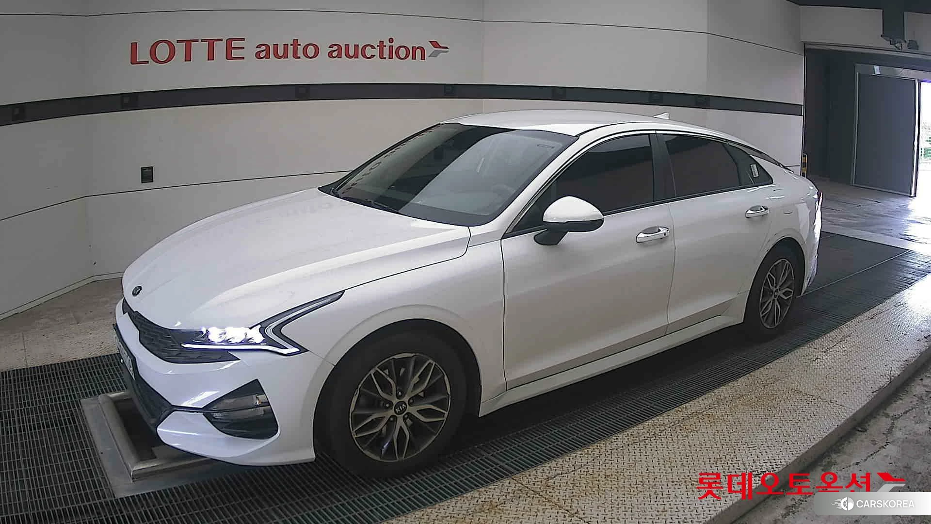 Kia K5 2021 Snow White Pearl (optional) из Кореи, фото 4