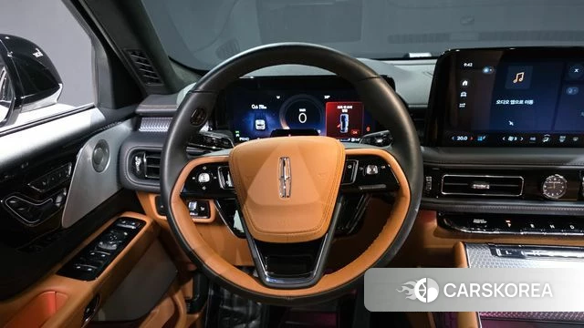 Lincoln Aviator 2nd generation 2025 Белый из Кореи, фото 4
