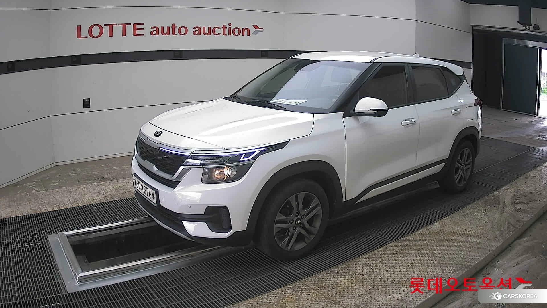 Kia Seltos 2022 Snow White Pearl из Кореи, фото 4