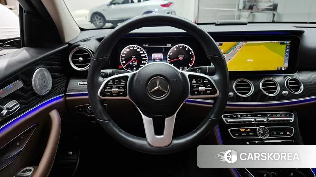 Mercedes-Benz E-Class W213 2020 Белый из Кореи, фото 4