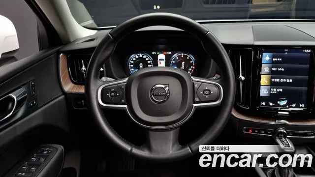 Volvo XC60 second Generation 2018 Белый из Кореи, фото 4