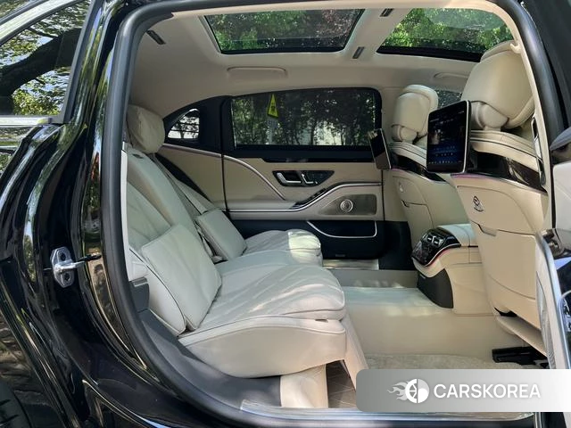 Mercedes-Benz Maybach S-class 2026 Черный из Китая, фото 4