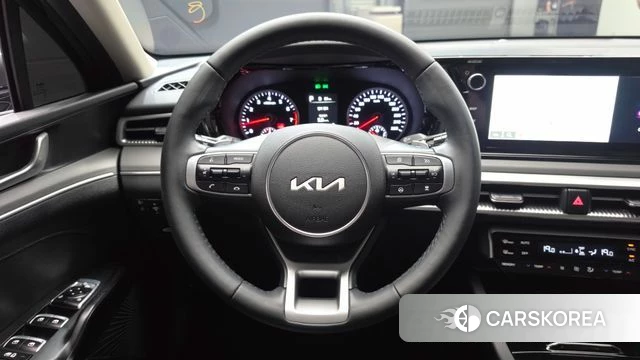 Kia K5 3rd generation 2023 Серый из Кореи, фото 4