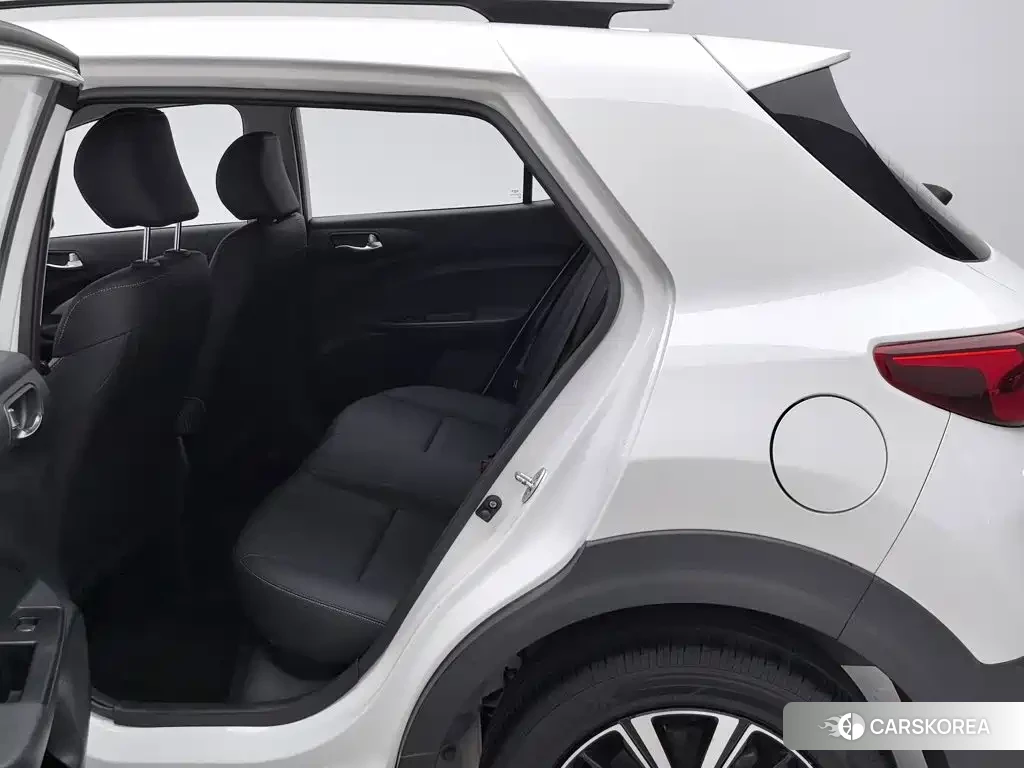 Kia KX1 2021 Белый из Китая, фото 4
