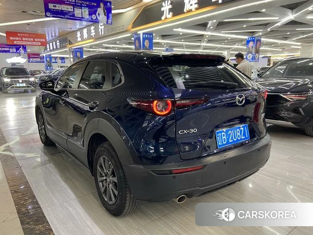 Mazda CX-30 2022 Синий из Китая, фото 4
